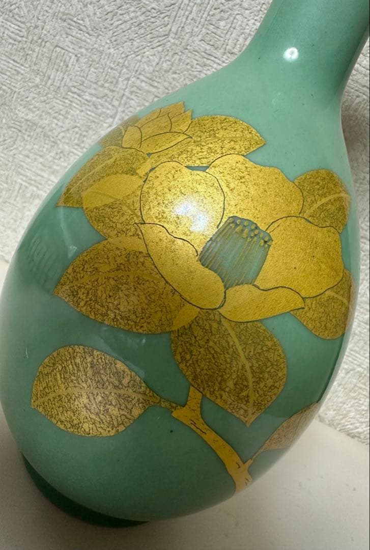 希少 九谷花生 人間国宝 吉田美統 釉裏金彩椿文 九谷焼 花器 花瓶