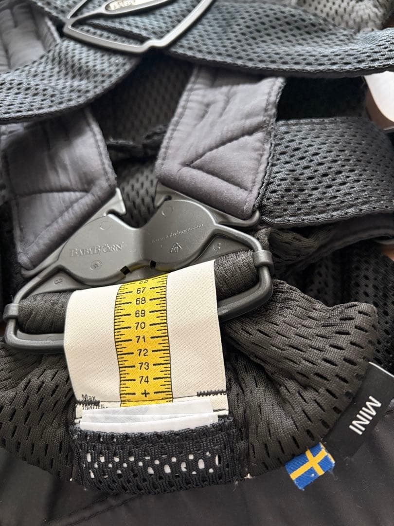 ✨新品✨ベビービョルン　ベビーキャリア　ミニ　メッシュ　抱っこ紐　ブラック