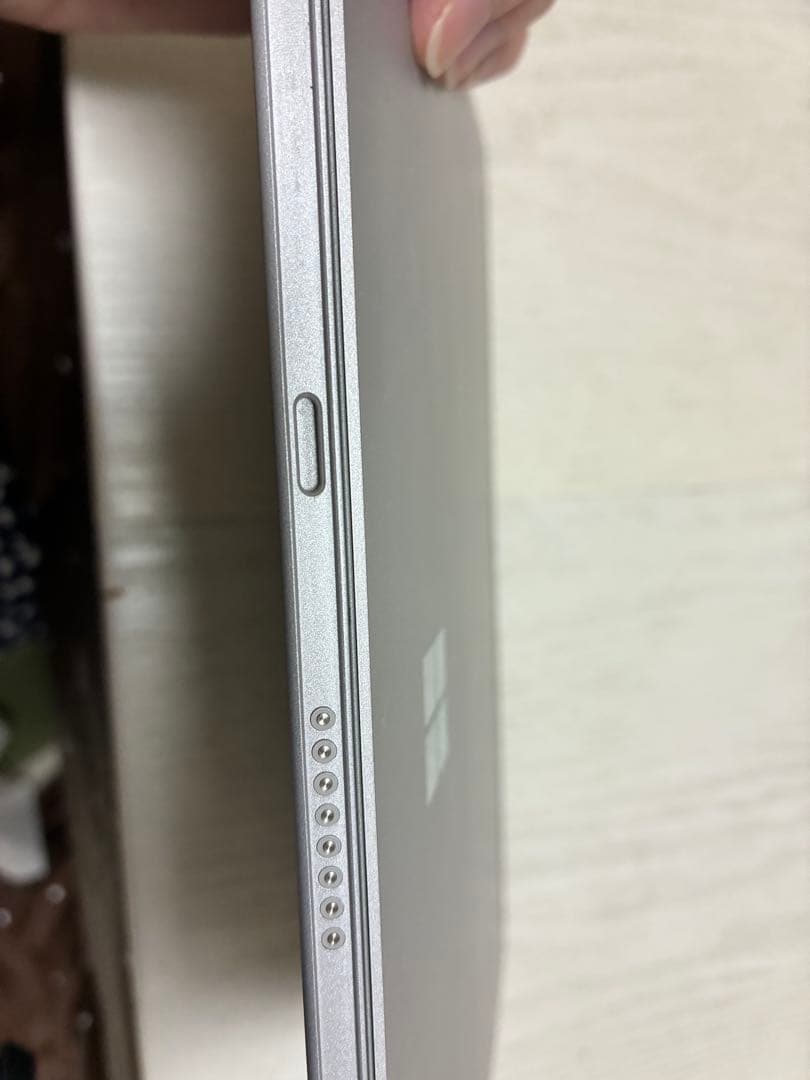 Surface Go2 8GB/128GB m3-8100Y ペン、ケース付