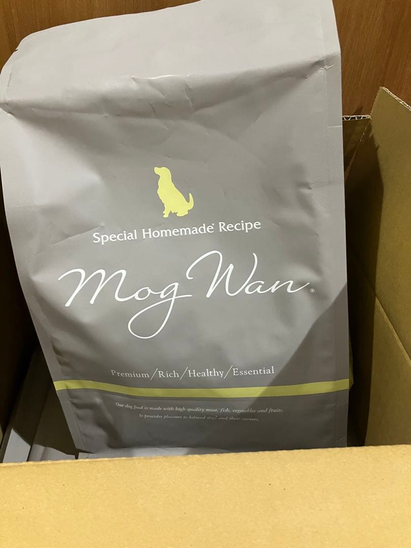モグワンフード　1.8キロ✖️2