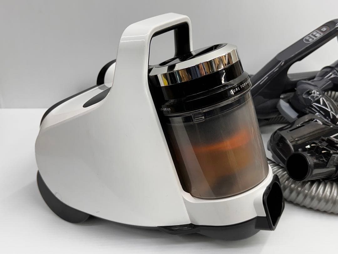東芝　掃除機　2020年製　白　VC-C7A 本体　フルセット　中古　格安　良品