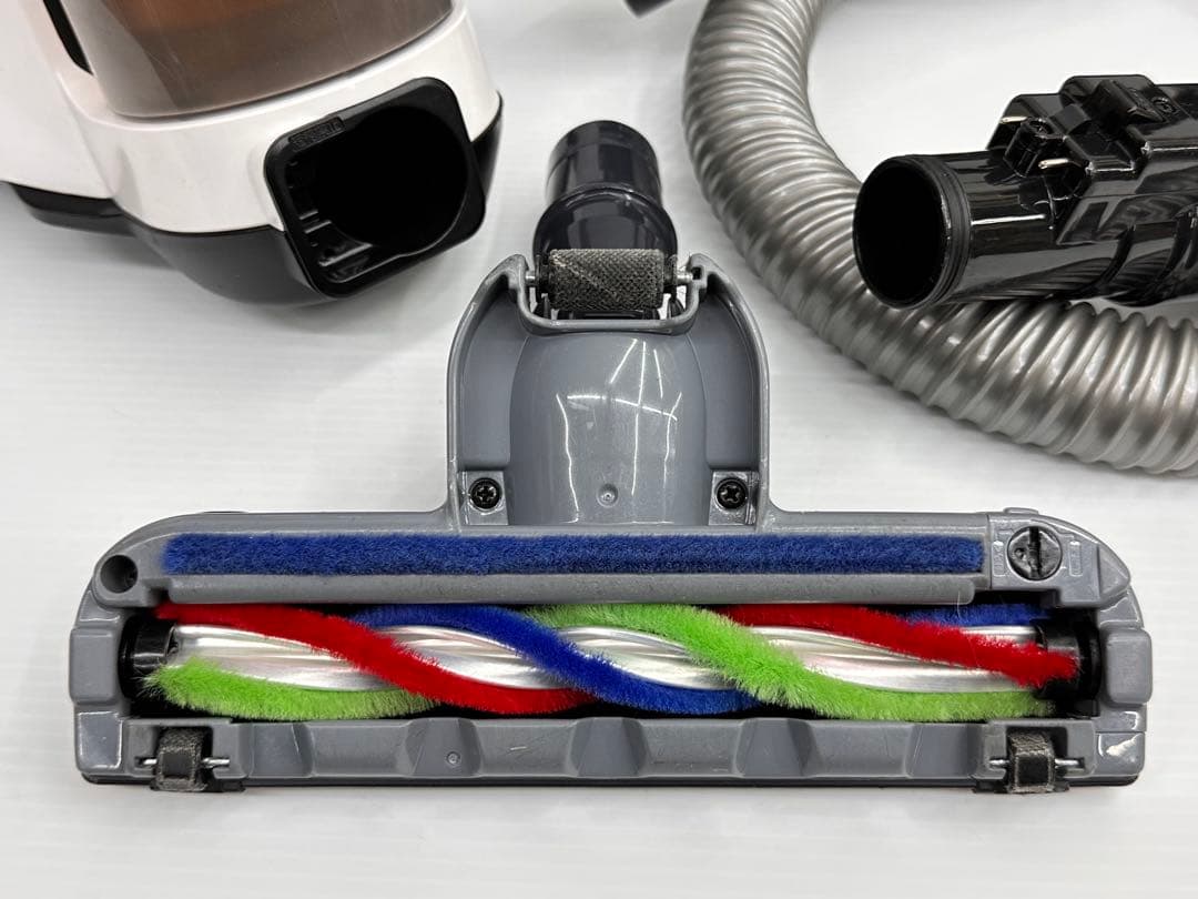 東芝　掃除機　2020年製　白　VC-C7A 本体　フルセット　中古　格安　良品