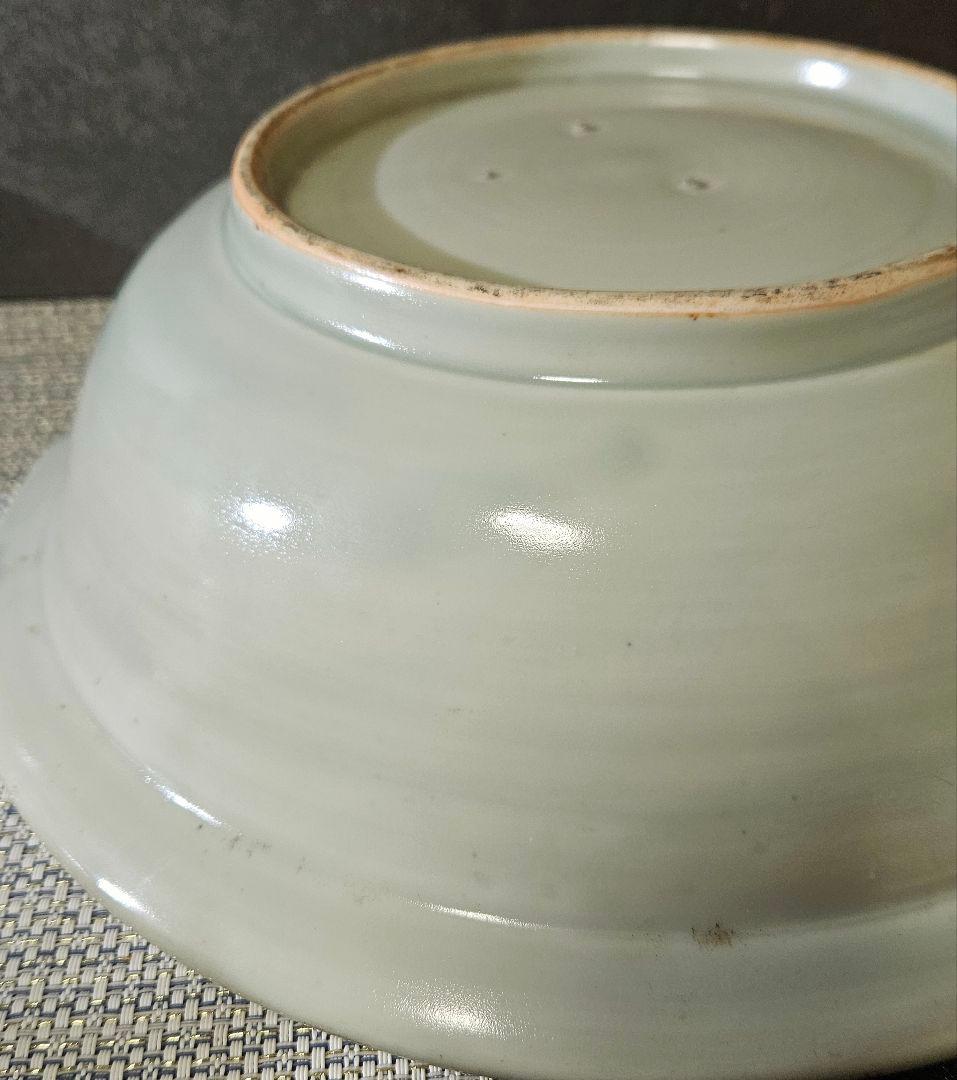 本物保証❗️】江戸時代前期　寛文期　初期伊万里青磁　陰刻草花　口縁渦巻き文　大鉢