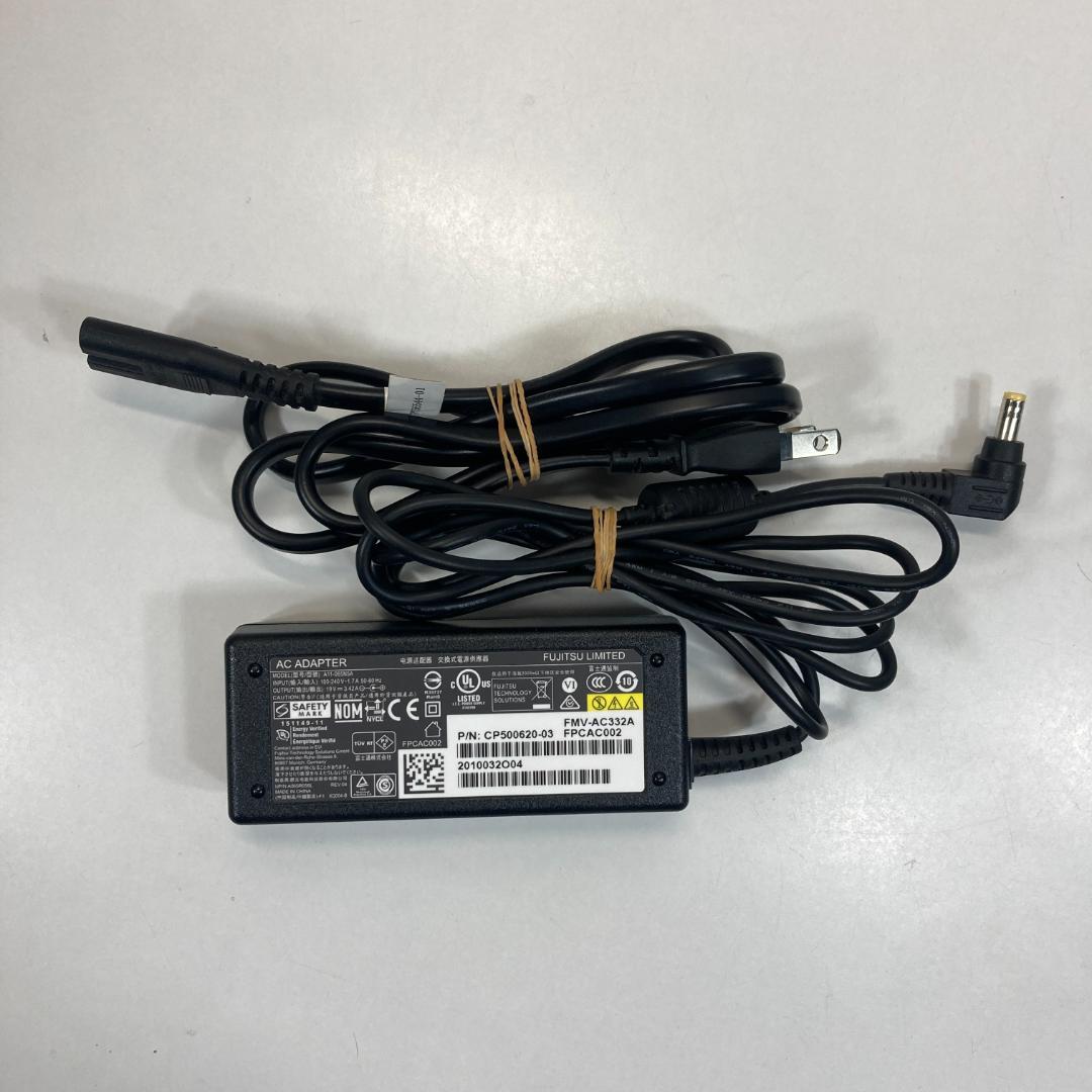 Fujitsu 富士通 ノートパソコン Ryzen3 SSD Windows11