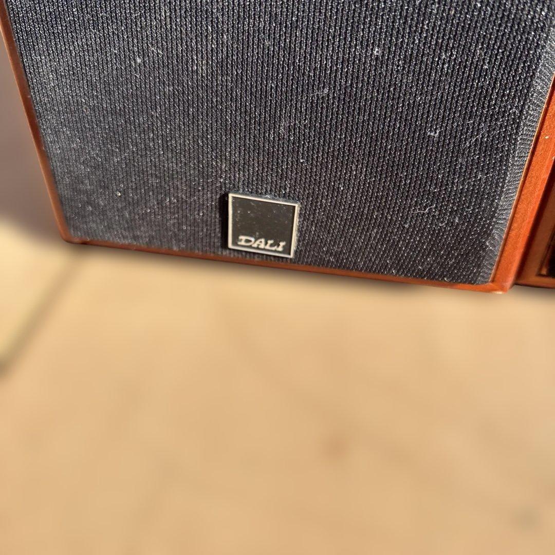DALI  Menuet II スピーカー