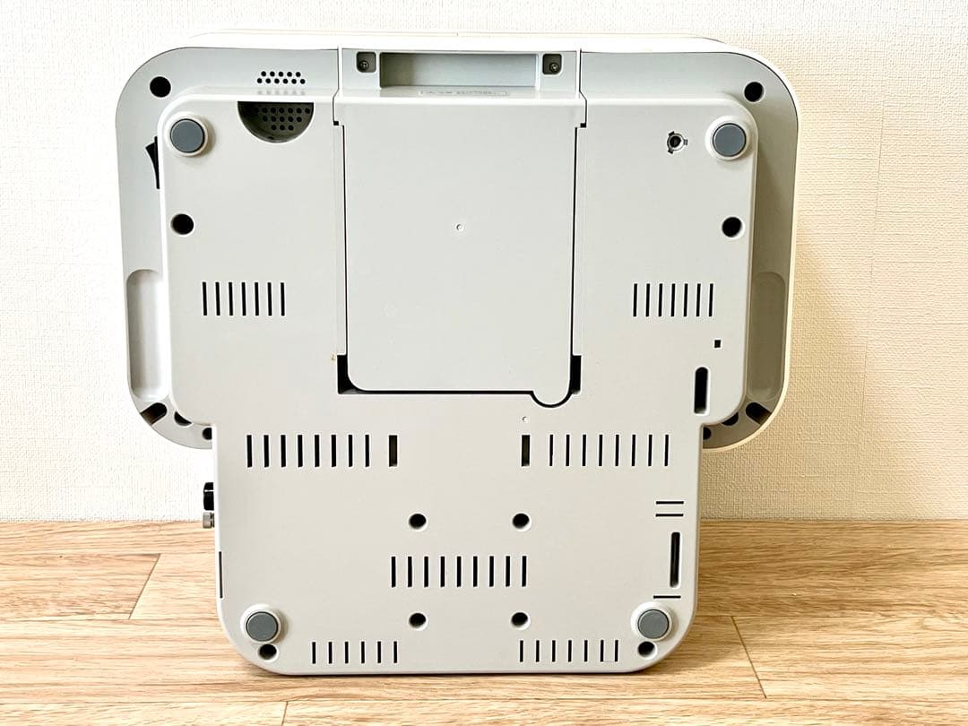 saqina サキナ　ビジュー　美顔器　ホームエステマシン　スチーム付　保湿