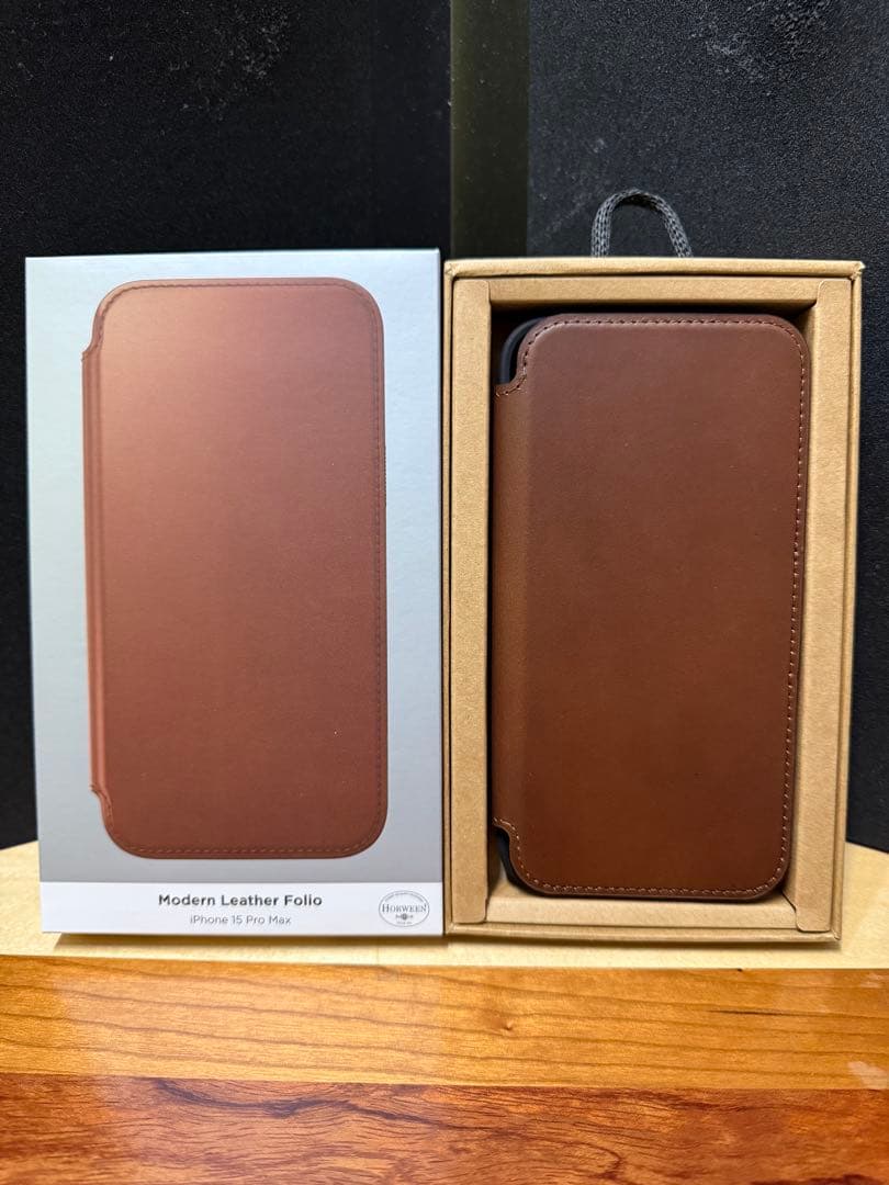 iPhoneアクセサリー NOMAD ModernLeatherFolio iPhone15 ProMax