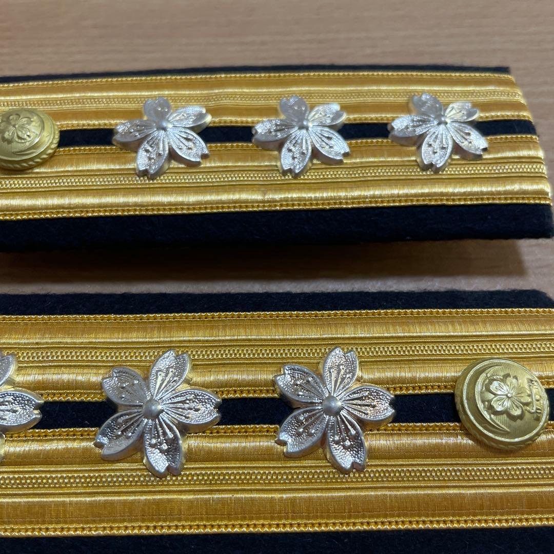 大日本帝国軍　後期型肩章　大佐（桐函入）