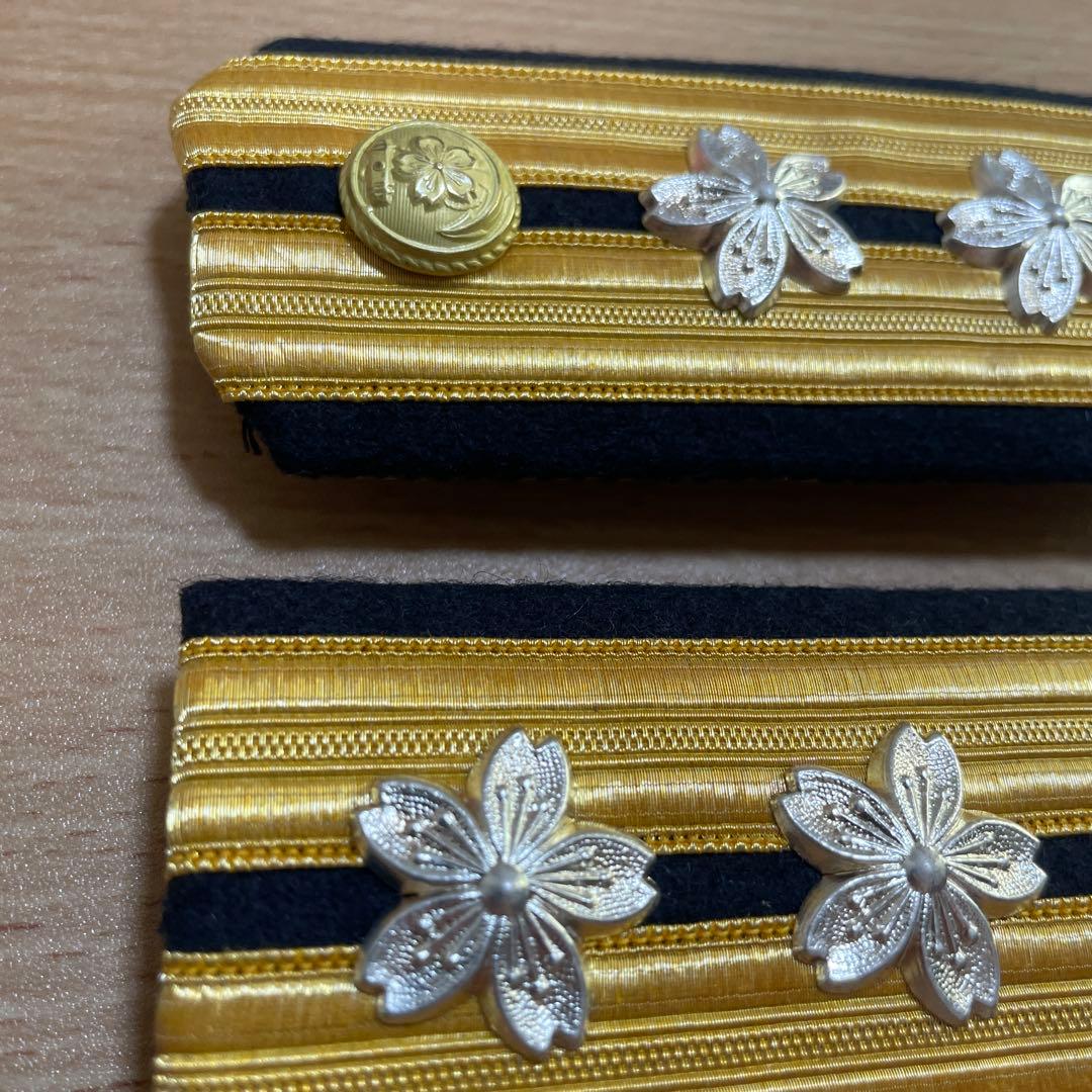 大日本帝国軍　後期型肩章　大佐（桐函入）