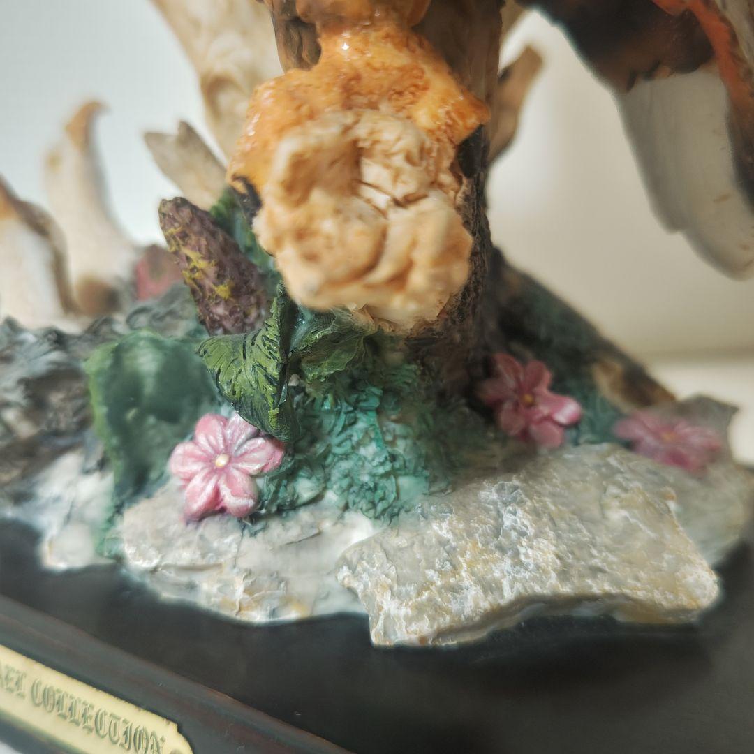 Bald Eagles フィギュリン 親子 ヒナ