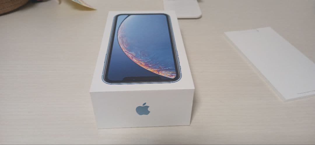 Apple iPhone XR 青