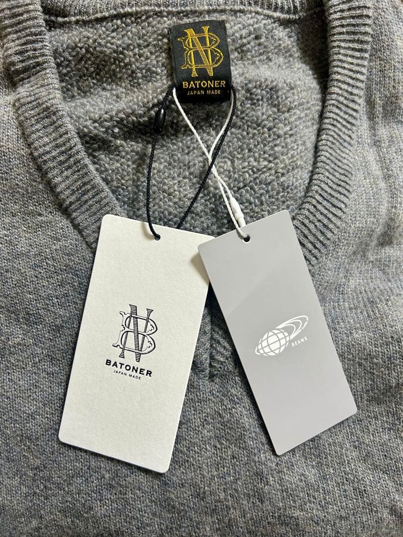 た*い様 【BATONER】Camel High Twist V-NECK KN