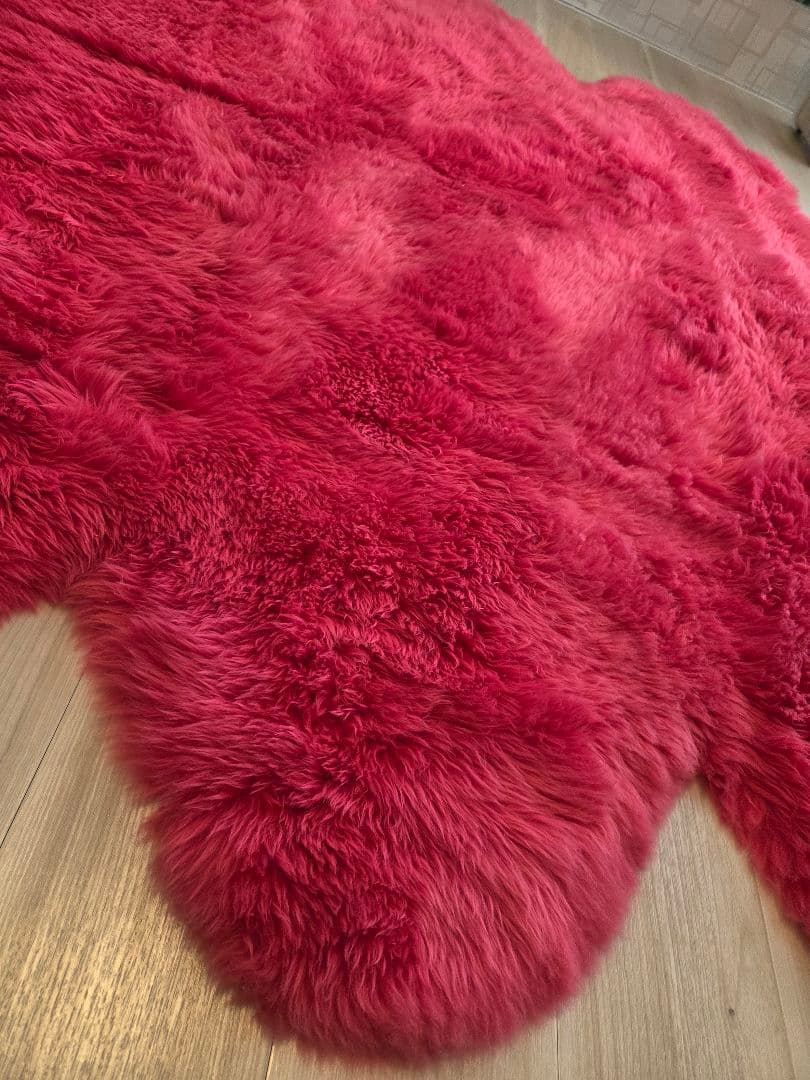 リアルムートンラグ　6匹サイズ セール中