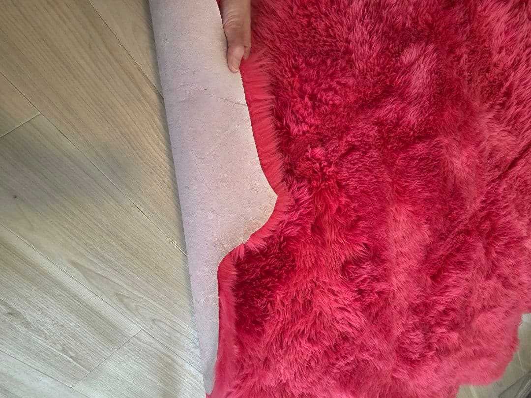 リアルムートンラグ　6匹サイズ セール中