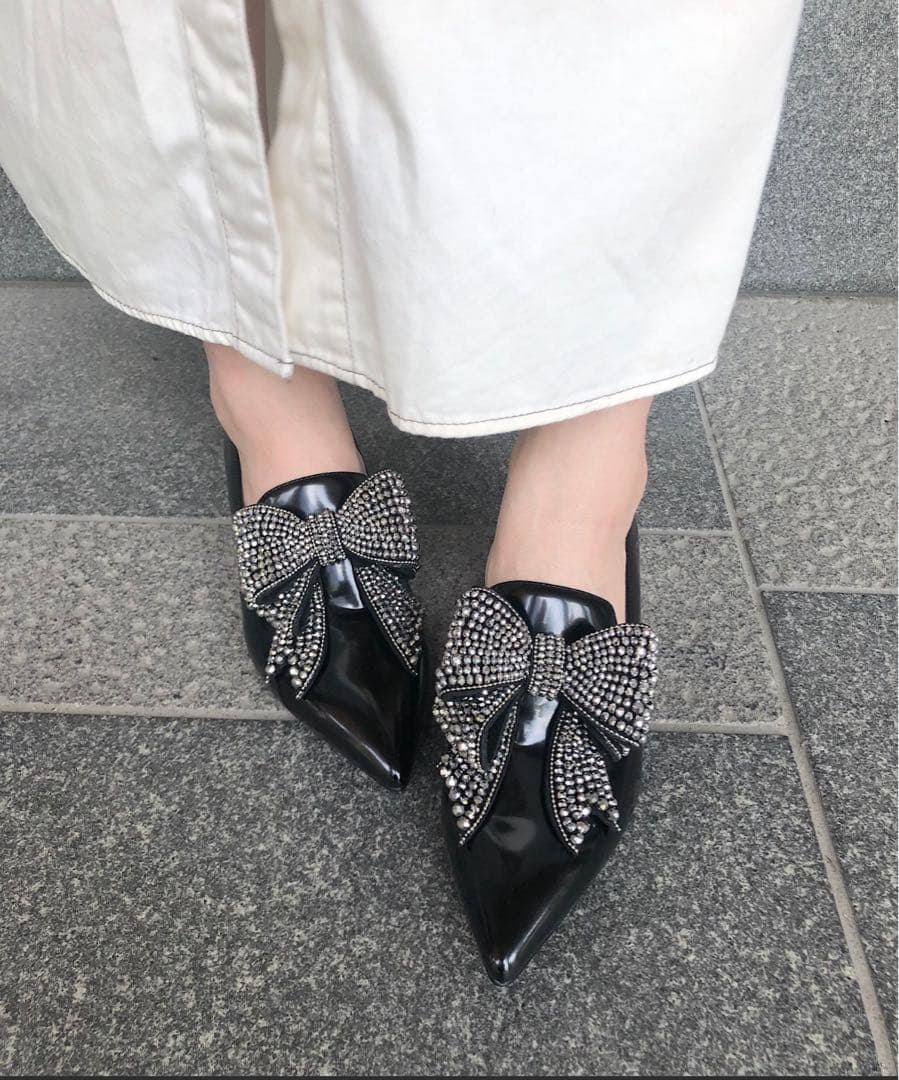 キラキラ ビッグリボンデザインパンプス