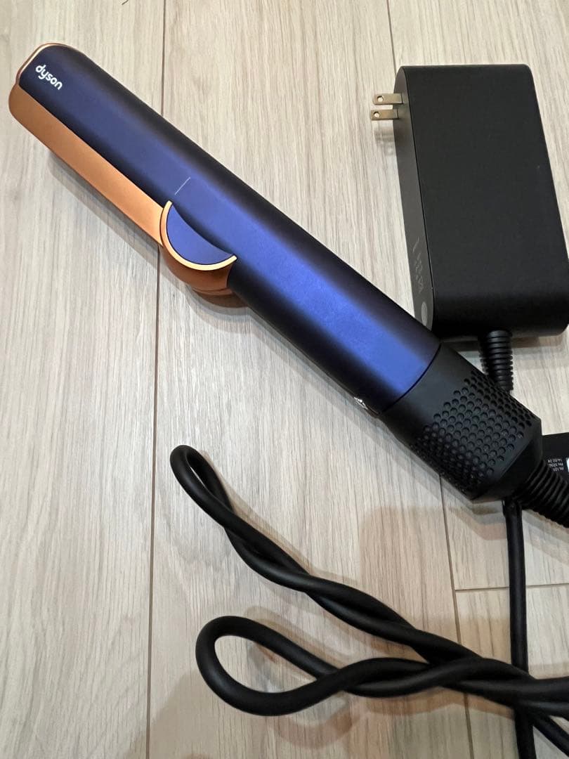 Dyson ストレートアイロン ネイビー/ゴールド