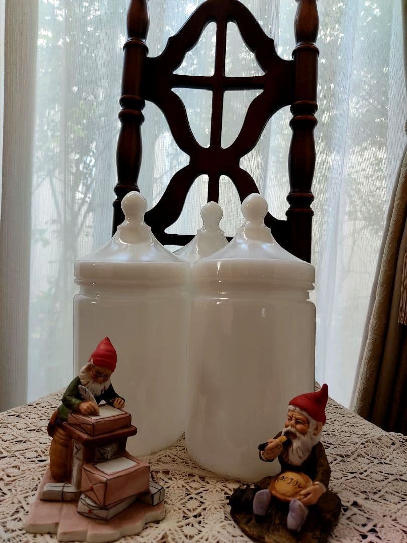 キャニスター　ガラス瓶　ミルクガラス　すりガラス　エッチング