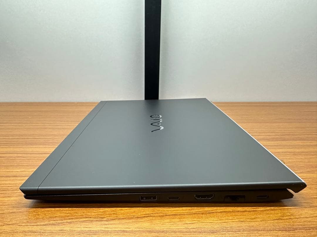 Windowsノート本体 8.VAIO Pro VJPK i7-1165G7 32Gb 256Gb 4K