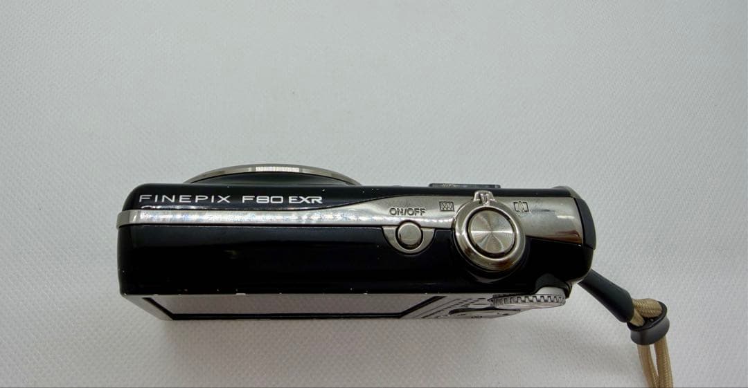 FUJIFILM FinePix F80EXR 光学10倍　デジカメ