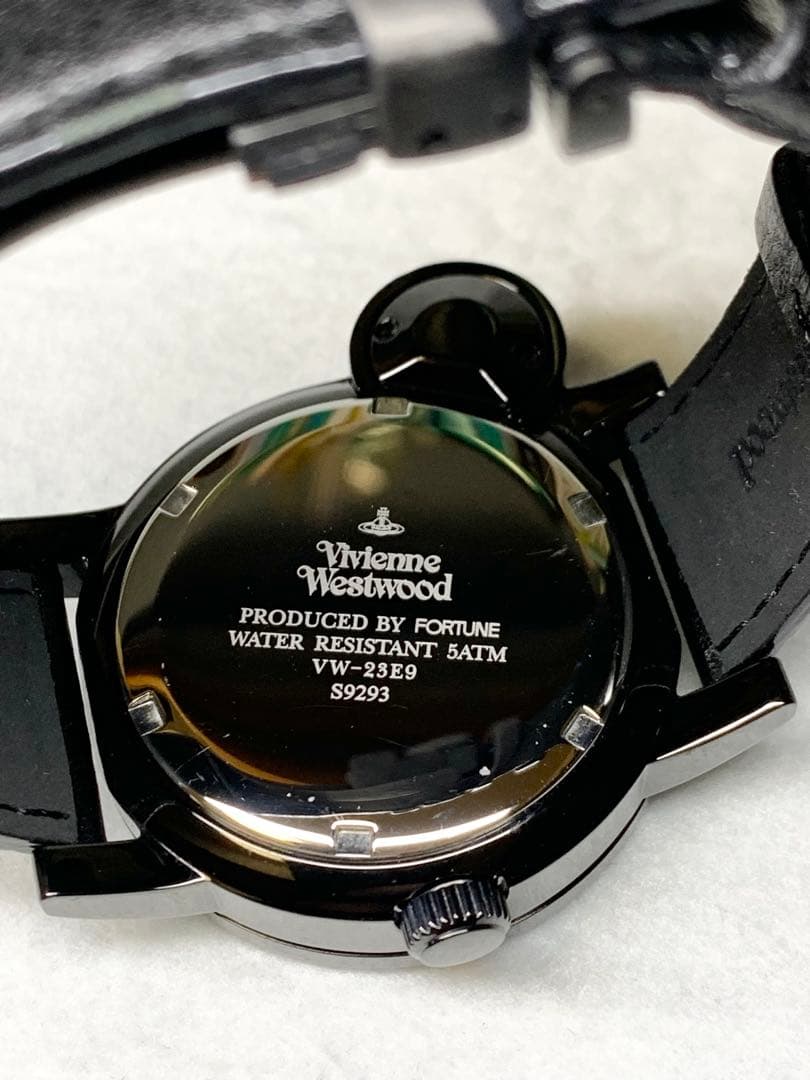 美品 ヴィヴィアンウエストウッド 腕時計 CAGEⅡ オーブ 稼働品 付属品完備