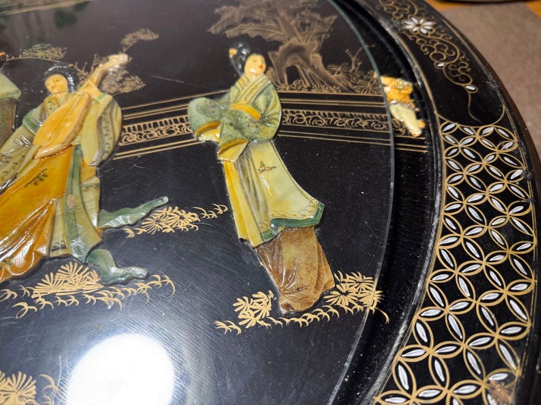 【国分寺】直接引き渡しお願いします‼️中国　木彫り　ローテーブル椅子4脚付き