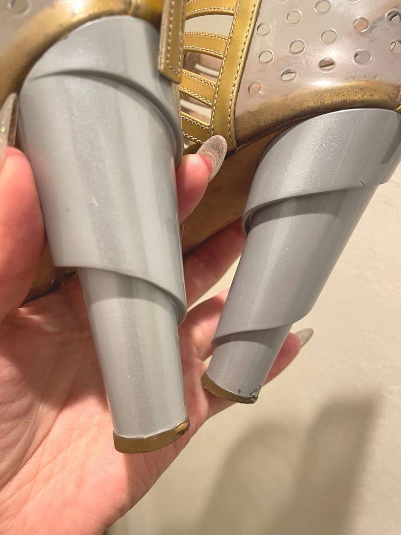 シャネル　サンダルブーティ　ゴールド