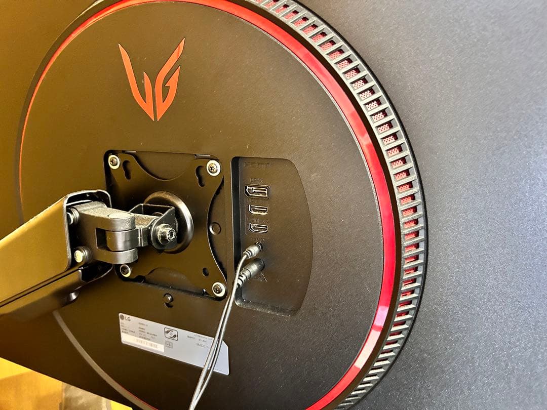 LG 32GN650 31.5インチゲーミングモニター