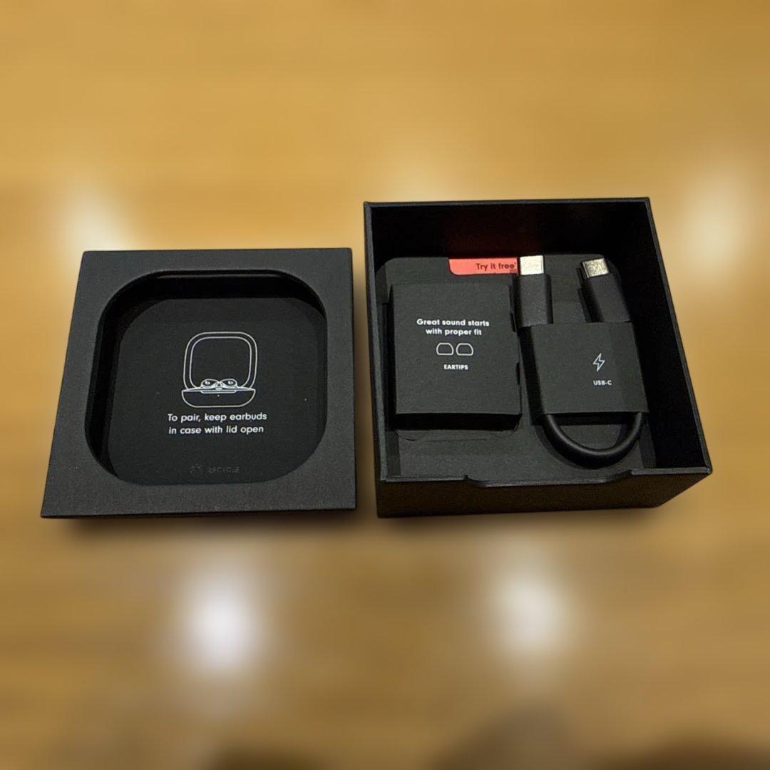 イヤホン Dr. Dre Beats Fits Pro