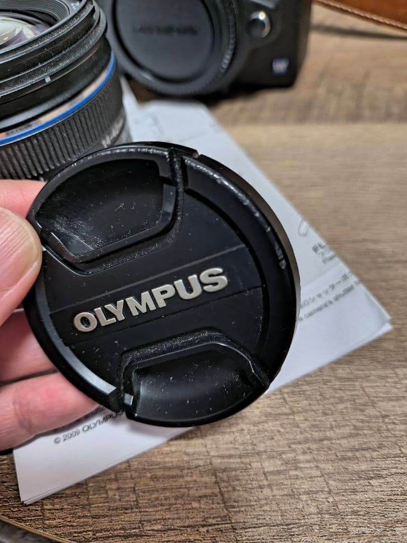 OLYMPUS E-620 デジタル一眼レフカメラ 本体とレンズ付き