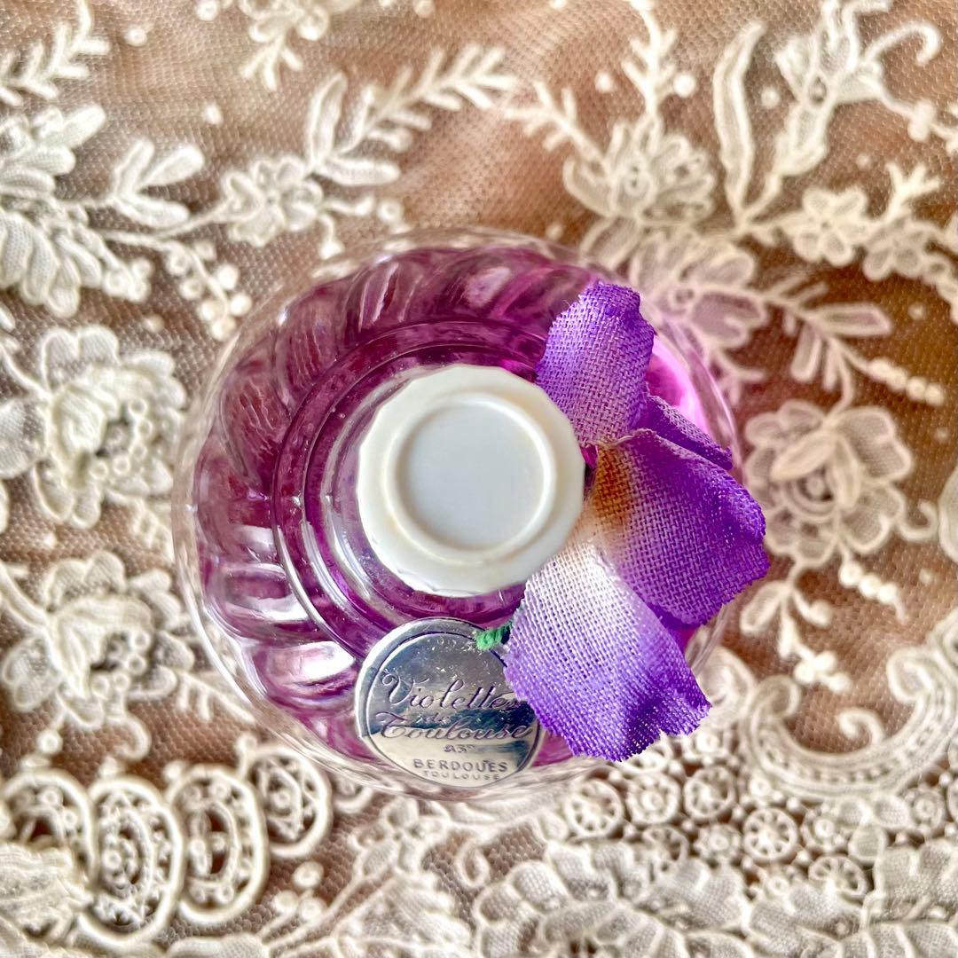トゥルーズすみれのオードトワレ　ボックス&説明書付き　フランスアンティークスミレ