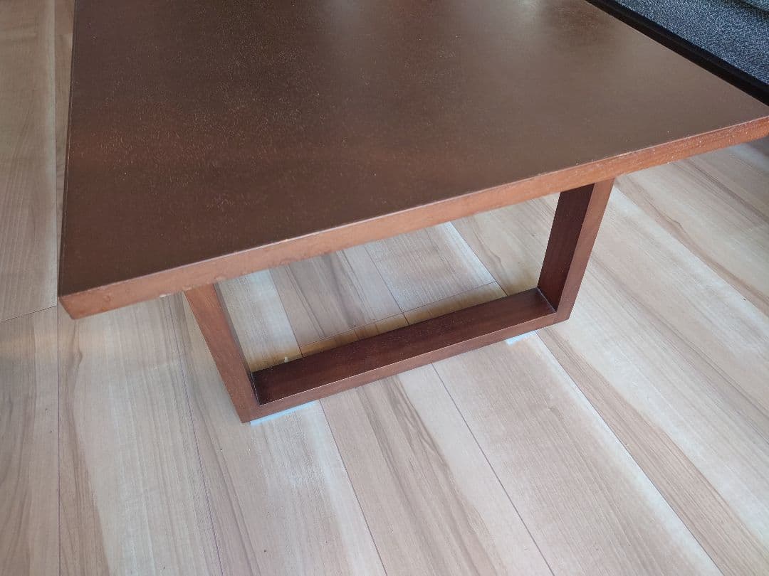 ブラウン木製　リビンググテーブル　幅110cm