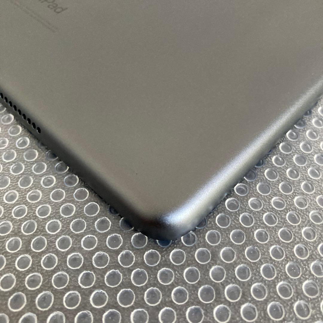 3065【早い者勝ち】iPad7 第7世代 32GB WIFIモデル☆