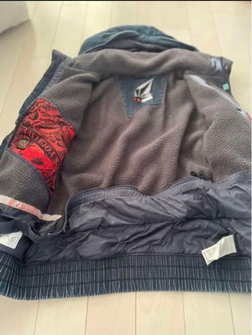 ボルコム　ボードウェア　スノーボードウェア