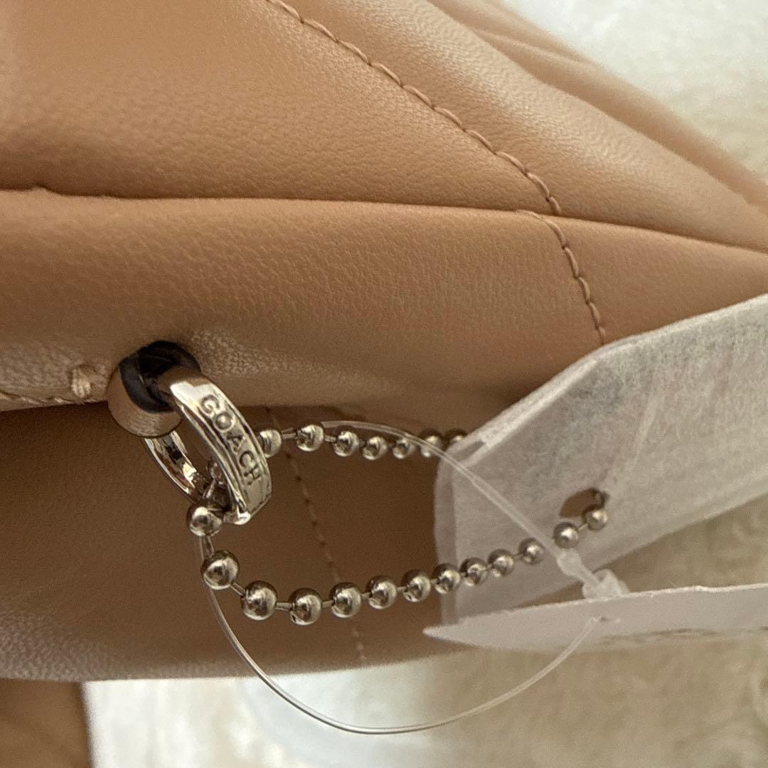 COACH キルティングショルダーバッグ ベージュ26cm