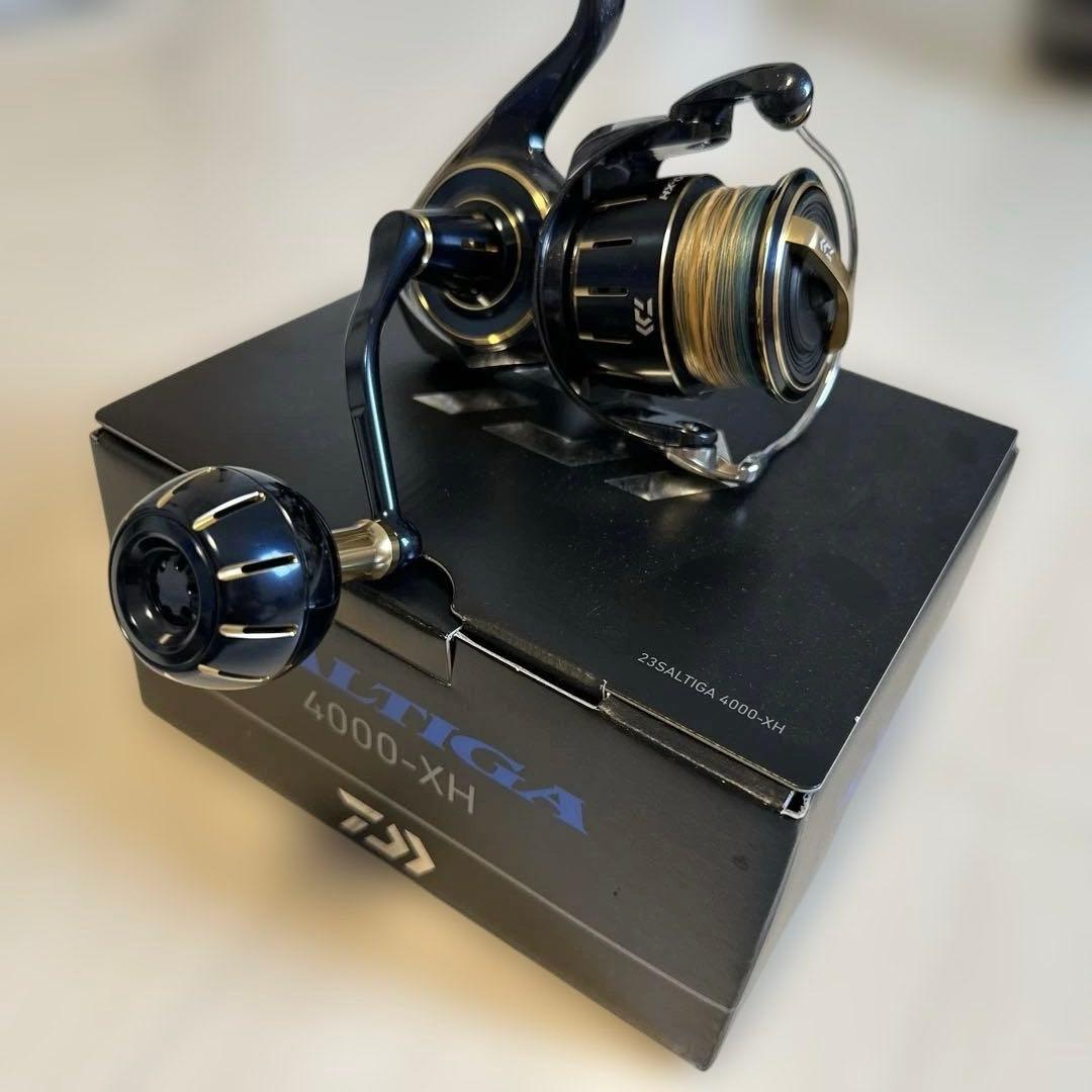 【美品】23ソルティガ 4000XH