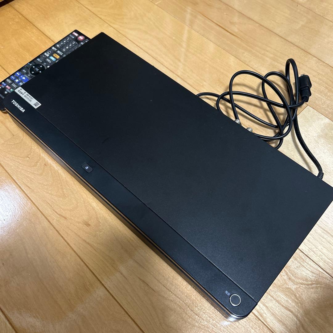 レグザ　TOSHIBA ブルーレイレコーダー DBR-W1007