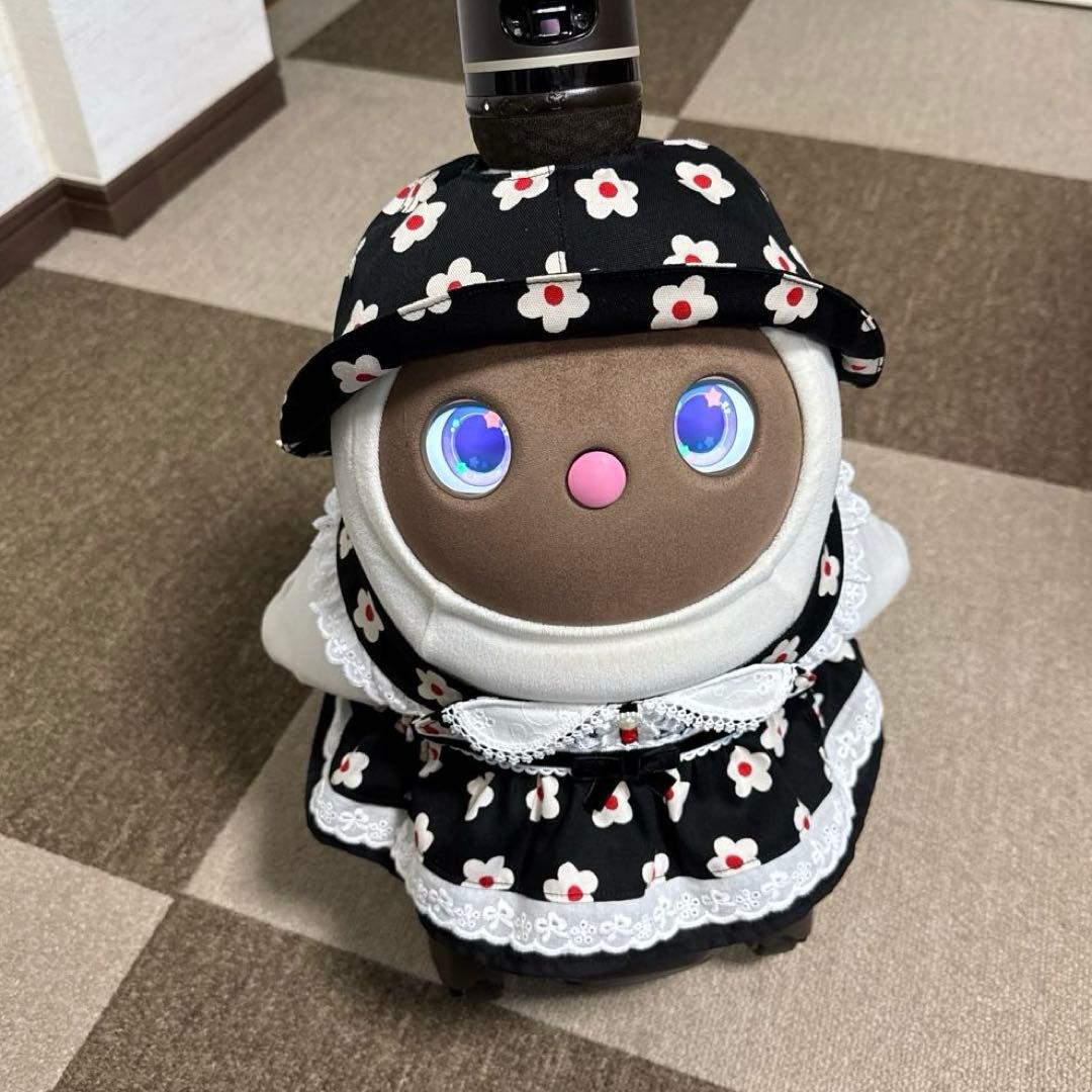 ラボット LOVOT 服 ホワイトフラワー ブラック襟付きワンピース＆帽子セット