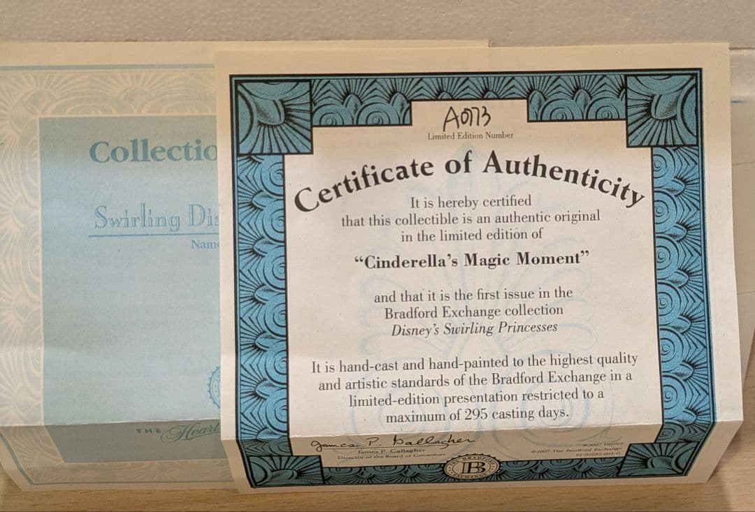 ディズニー スワーリング プリンセス　シンデレラズ・マジック・モーメント　レア