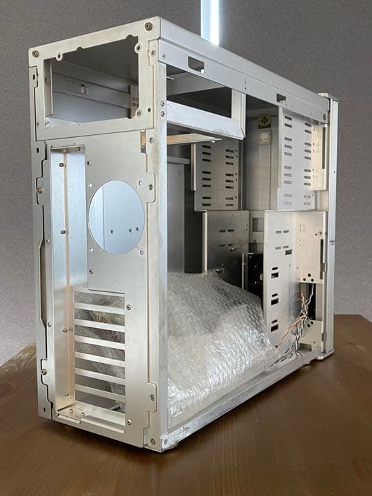 【アルミ製デザインPCケース】CoolerMaster TAC-T01-E1J