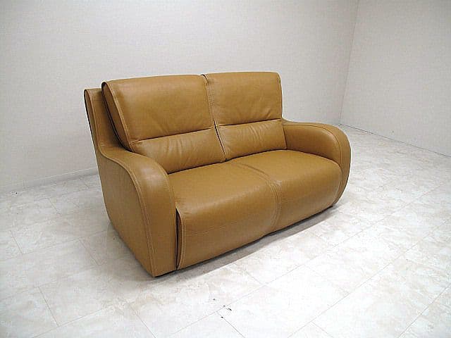 【展示品】カリモク　ドマーニ「エクセルライフ」最高峰総革2人掛けソファ