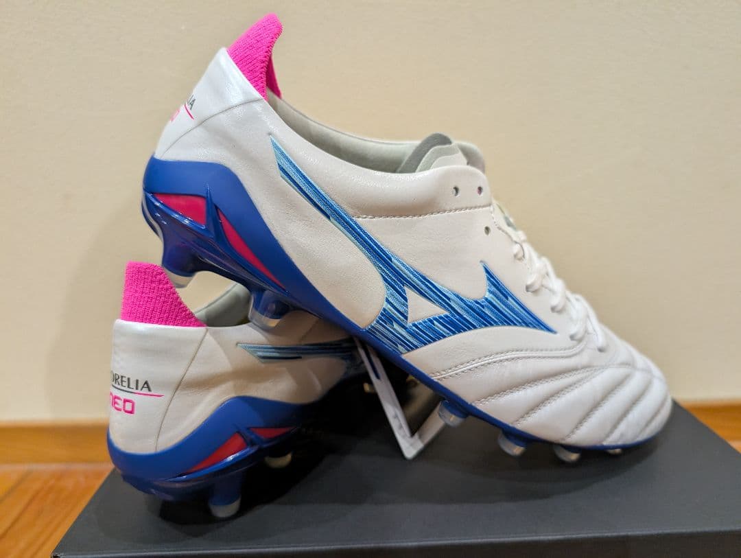 ミズノ モレリアネオ4 アーバン・エレクトリック・パック　26センチ