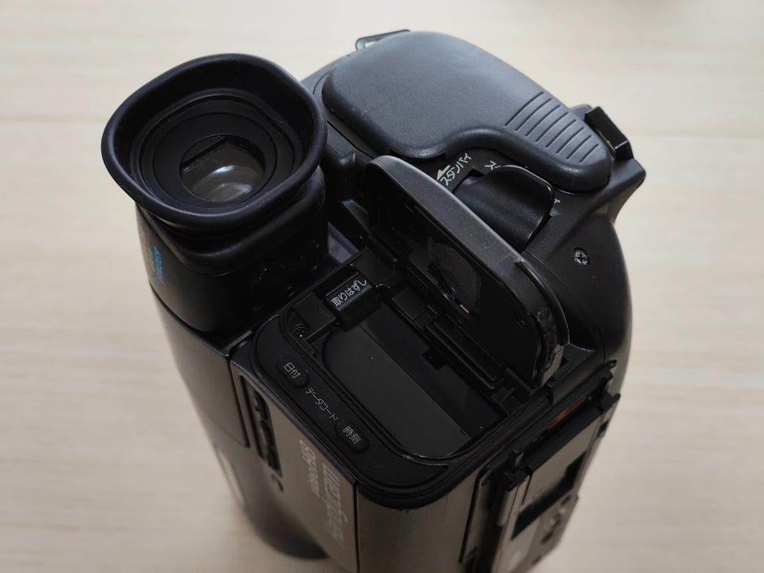 SONY CCD-TR11 ビデオカメラ ダビングに