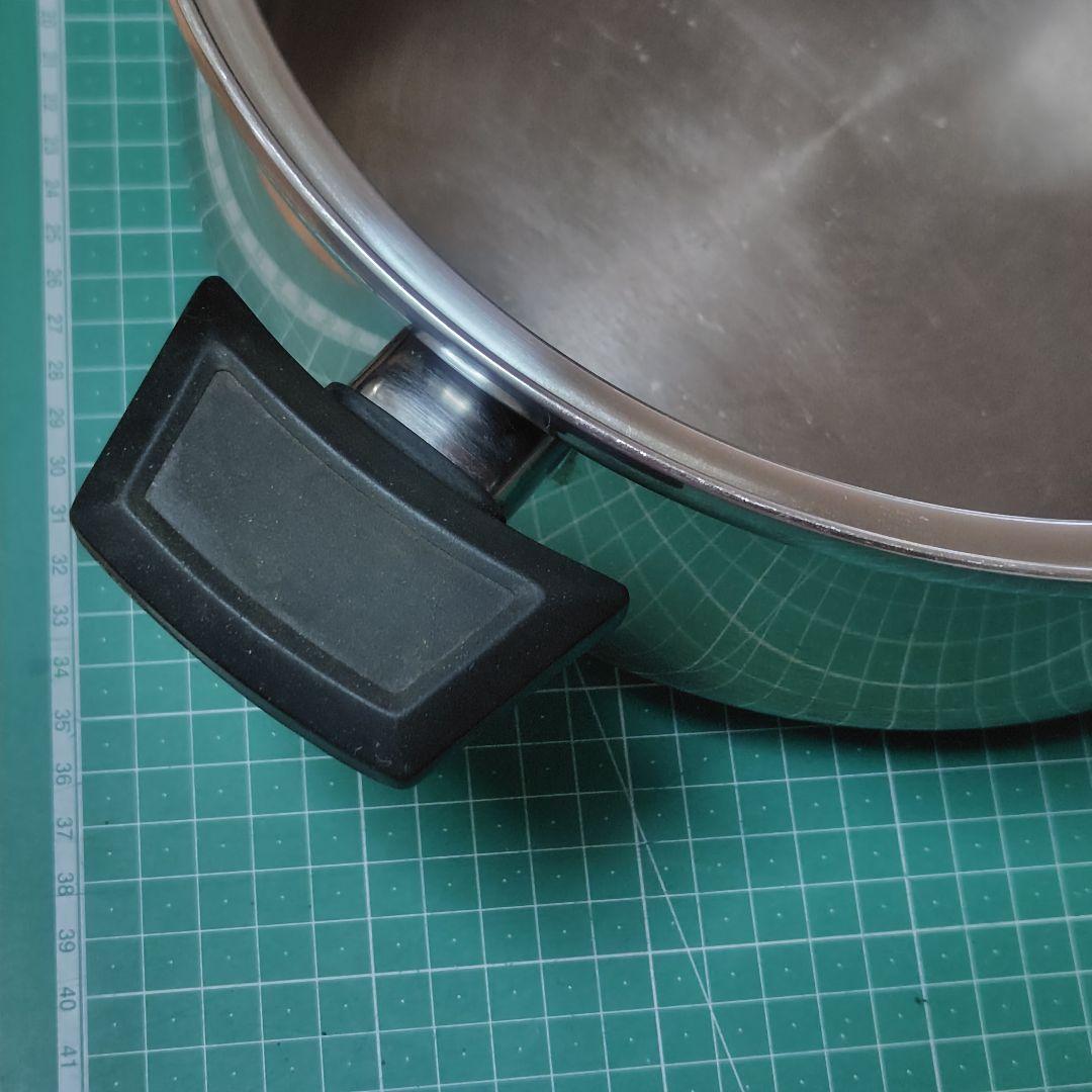 【ロイヤルクィーン パーラメント】ステンレス両手鍋 内径28㌢