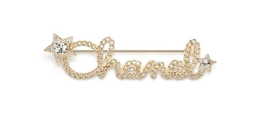 CHANEL ブローチ 新作✧*。