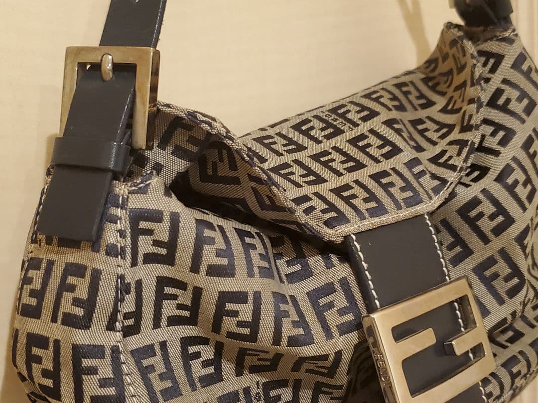 フェンディズッカハンドバッグ【値下げしました】