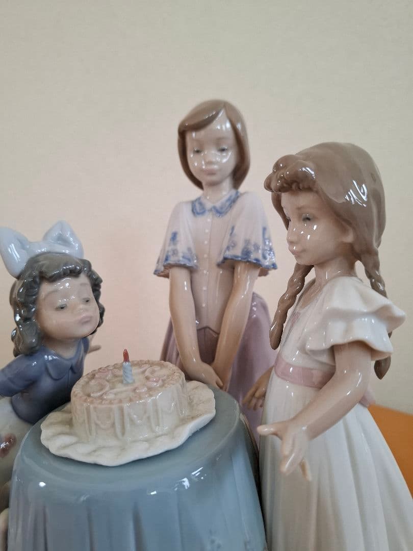 リヤドロ　バースデーケーキ