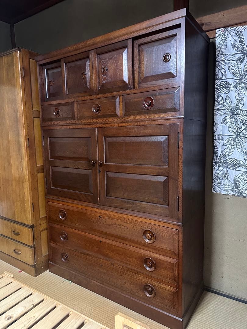 レトロな木製箪笥　家具　タンス　チェスト　小物入れ　洋服タンス　小引出　京町家