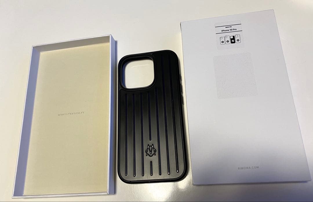 RIMOWA iPhone 16pro ケース ブラック
