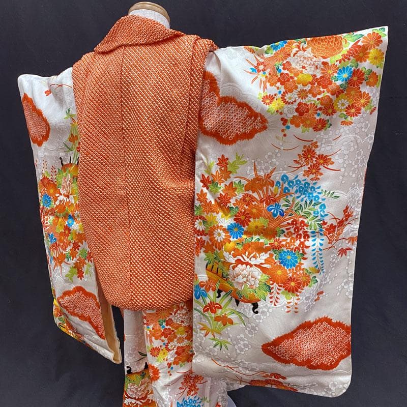 503ag100◎七五三 三歳 女児 着物&被布 部分絞り 梅 籠花 白◎