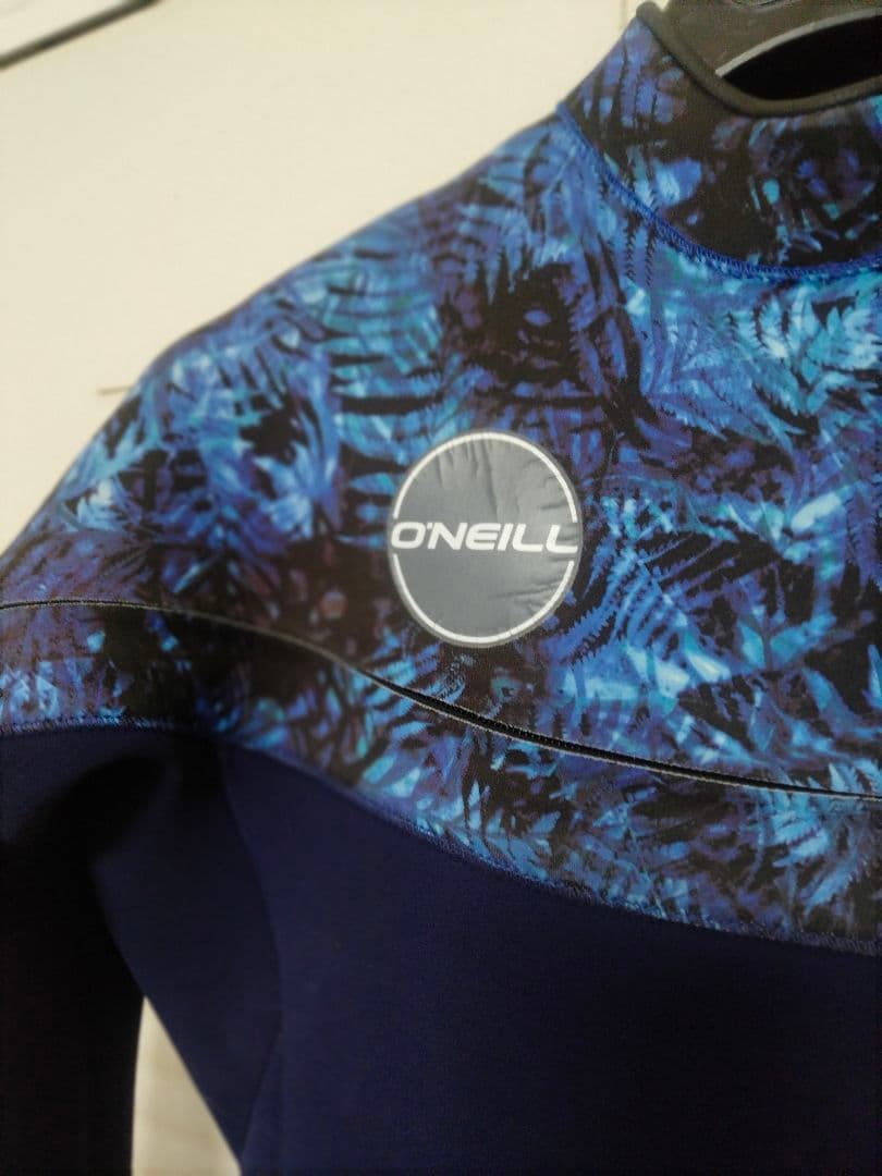 ★サーフ★ONEILLフルスーツ3㍉!★